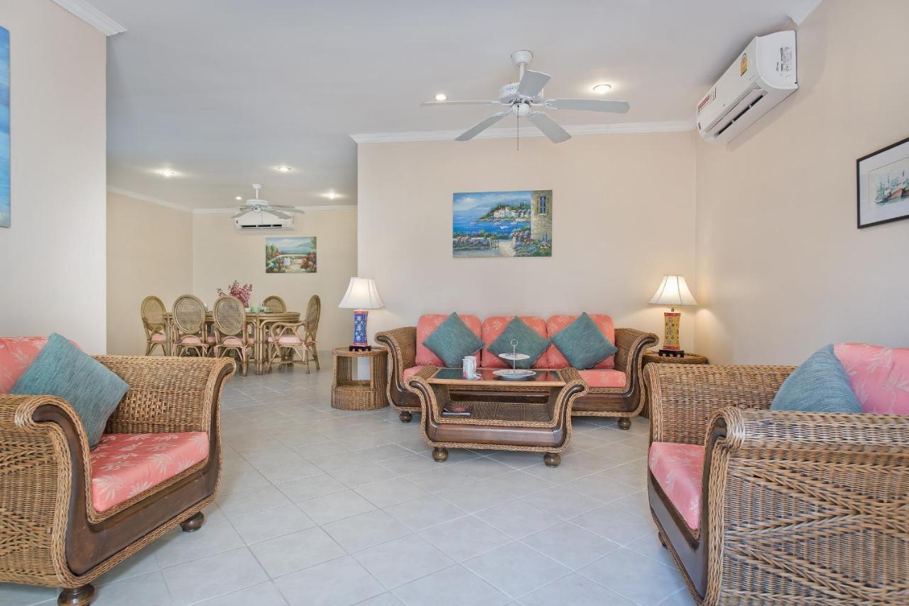 Butterfly Garden Boutique Residences Large Luxury Apts And Villas A Lifetsyle Destination By Neang, Everything You Need All Right Here 1-3 Bedrooms 110 To 190 Sq Mtrs, 2 Full Bathrooms, Rain Shower, Spa Bath, Bbq, Free Wifi, Staff 24-7, Close To Beac Pattaya Exterior foto