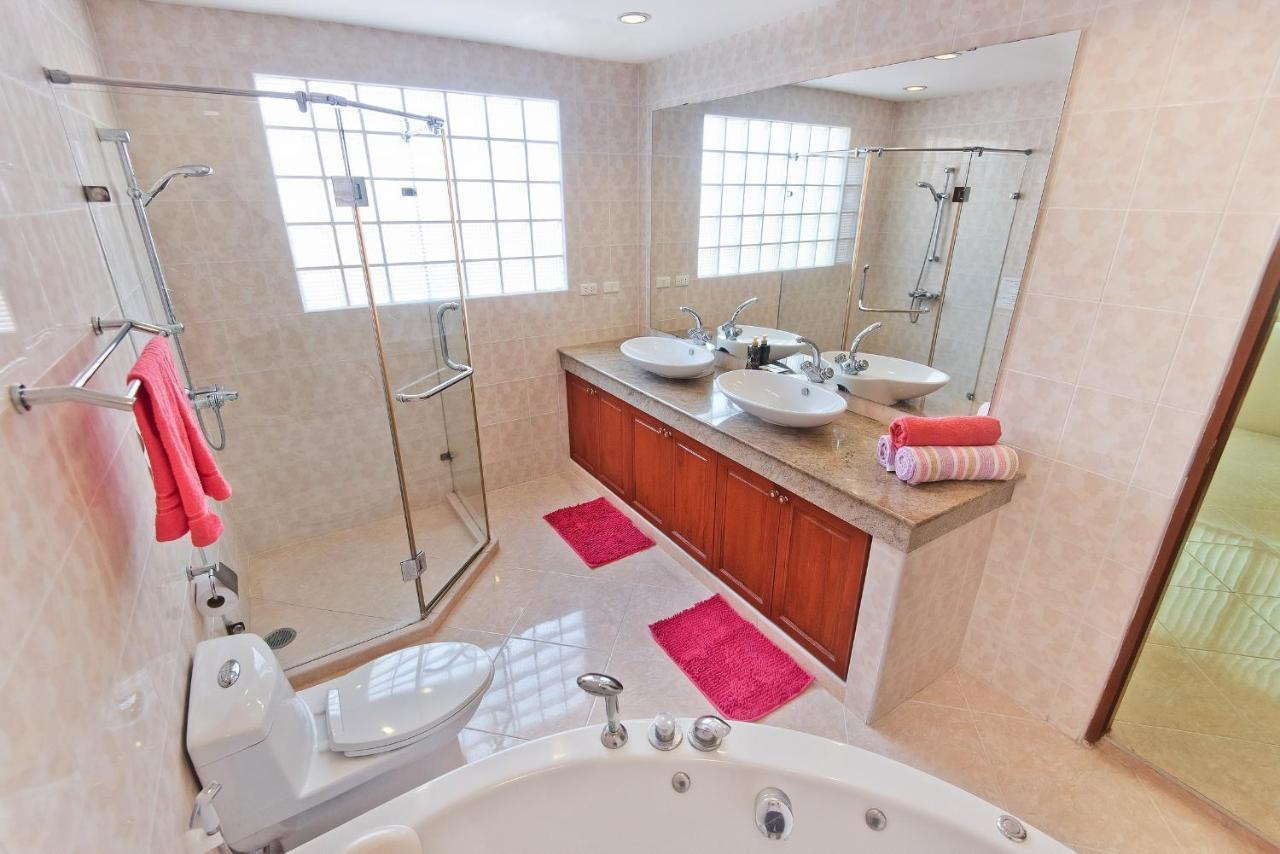 Butterfly Garden Boutique Residences Large Luxury Apts And Villas A Lifetsyle Destination By Neang, Everything You Need All Right Here 1-3 Bedrooms 110 To 190 Sq Mtrs, 2 Full Bathrooms, Rain Shower, Spa Bath, Bbq, Free Wifi, Staff 24-7, Close To Beac Pattaya Exterior foto
